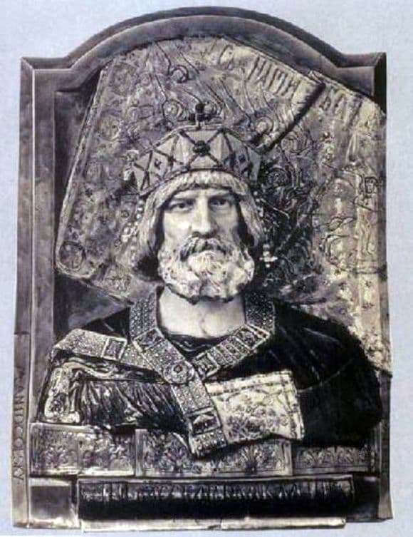 Description of the bas relief of Mark Antokolsky Yaroslav the Wise