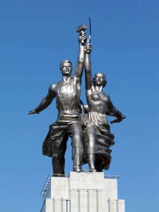 Description of the monument to Vera Mukhina Worker and Collective Farm Woman